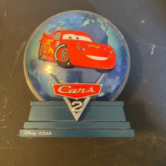 Cars 2 (3D, DVD, Blu-Ray) Target Collector’s Combo Pack w/ Glow Globe (116) - Picture 1 of 2